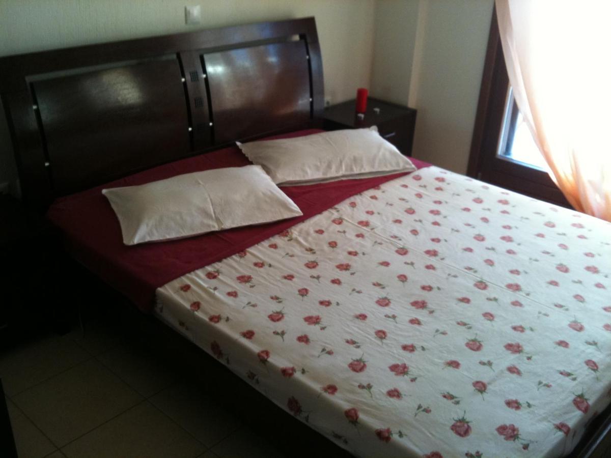 Ferienwohnung Μεζονετα Nea Roda Exterior foto