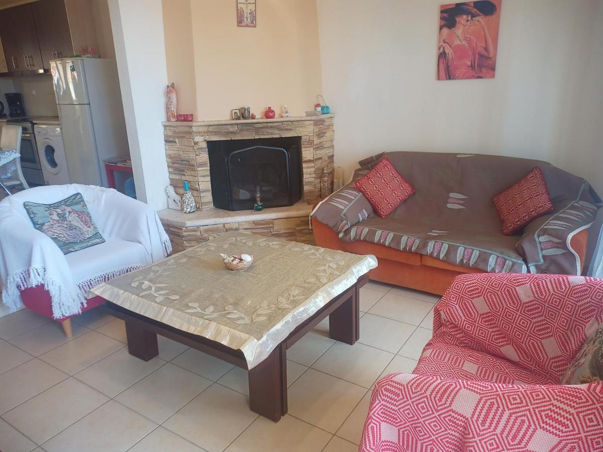 Ferienwohnung Μεζονετα Nea Roda Exterior foto