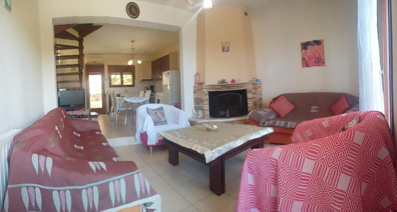 Ferienwohnung Μεζονετα Nea Roda Exterior foto